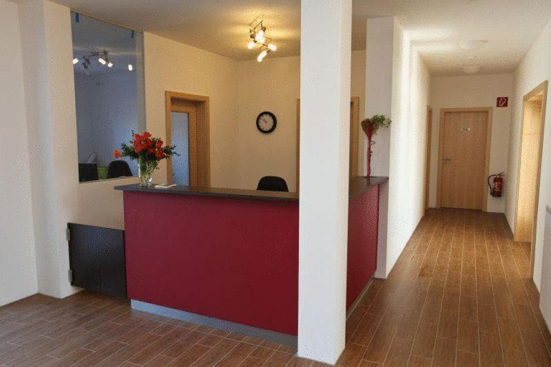 Hotel Am Interpark Großmehring Extérieur photo