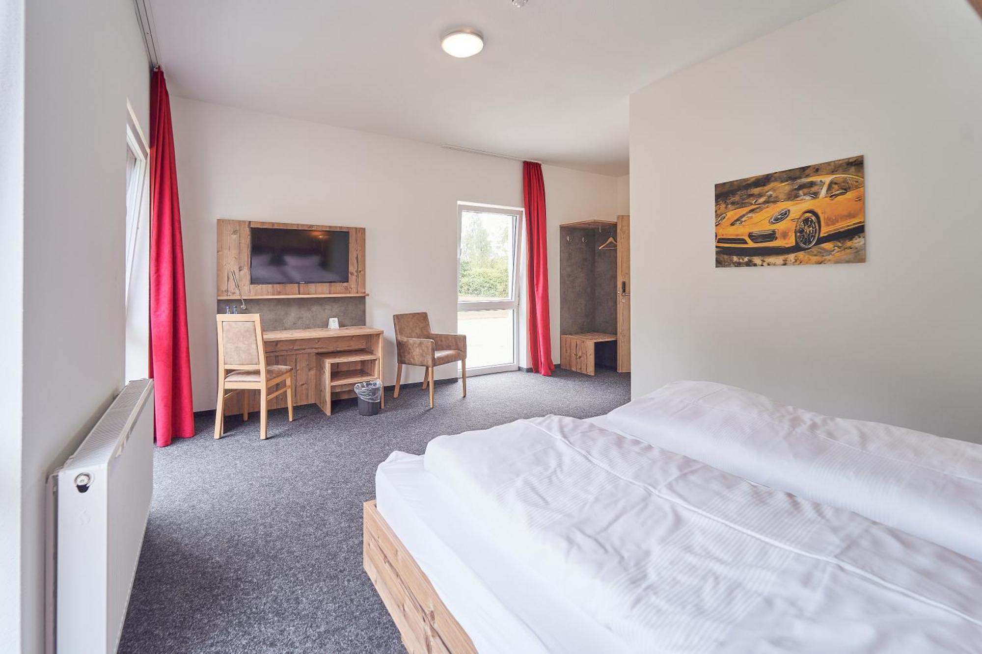 Hotel Am Interpark Großmehring Extérieur photo